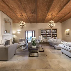  Farm stay Borgo Argiano Italy